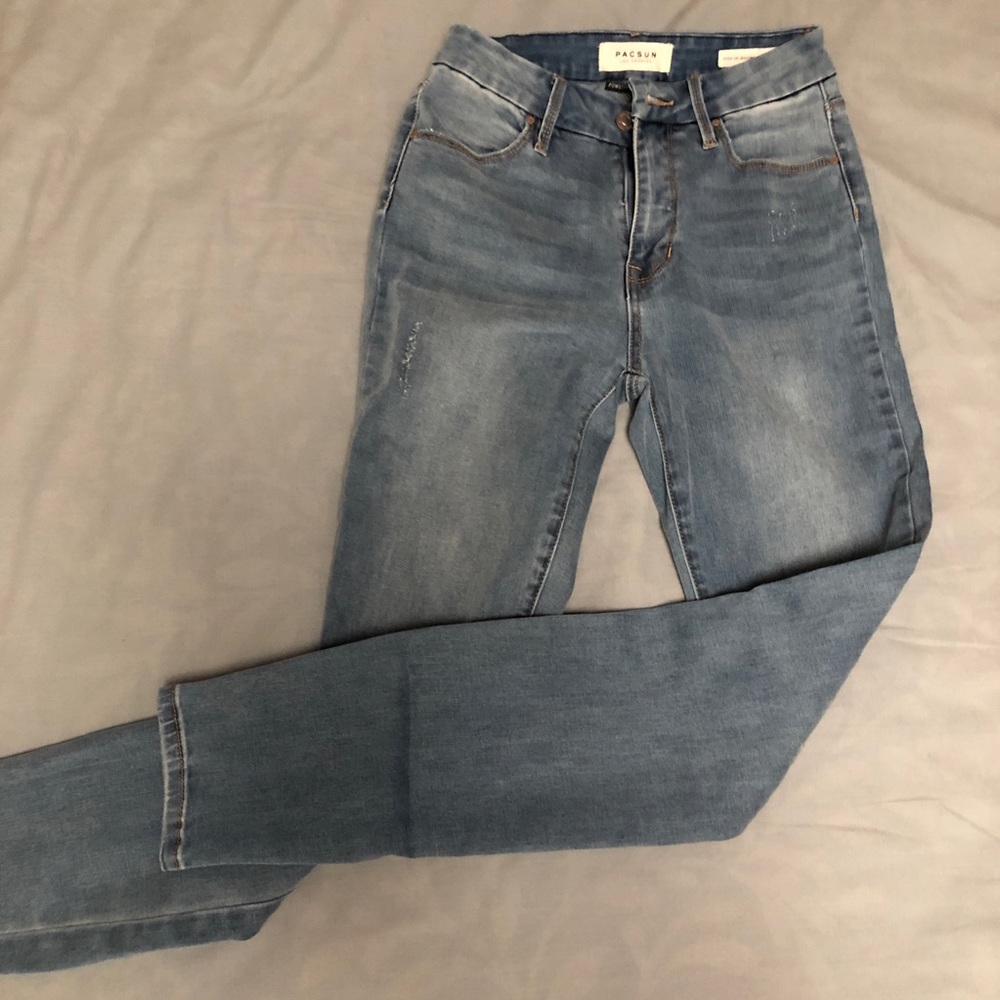 Jeans - Picture 2 of 6